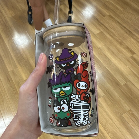 Hello kitty and friends Halloween glass tumbler - Picture 1 of 3